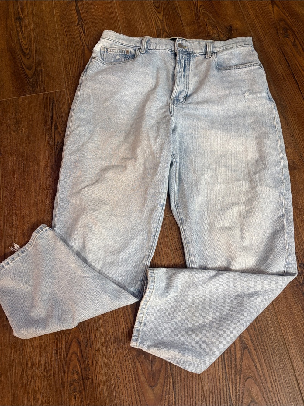 Lucky Brand Light Blue Relaxed Jeans